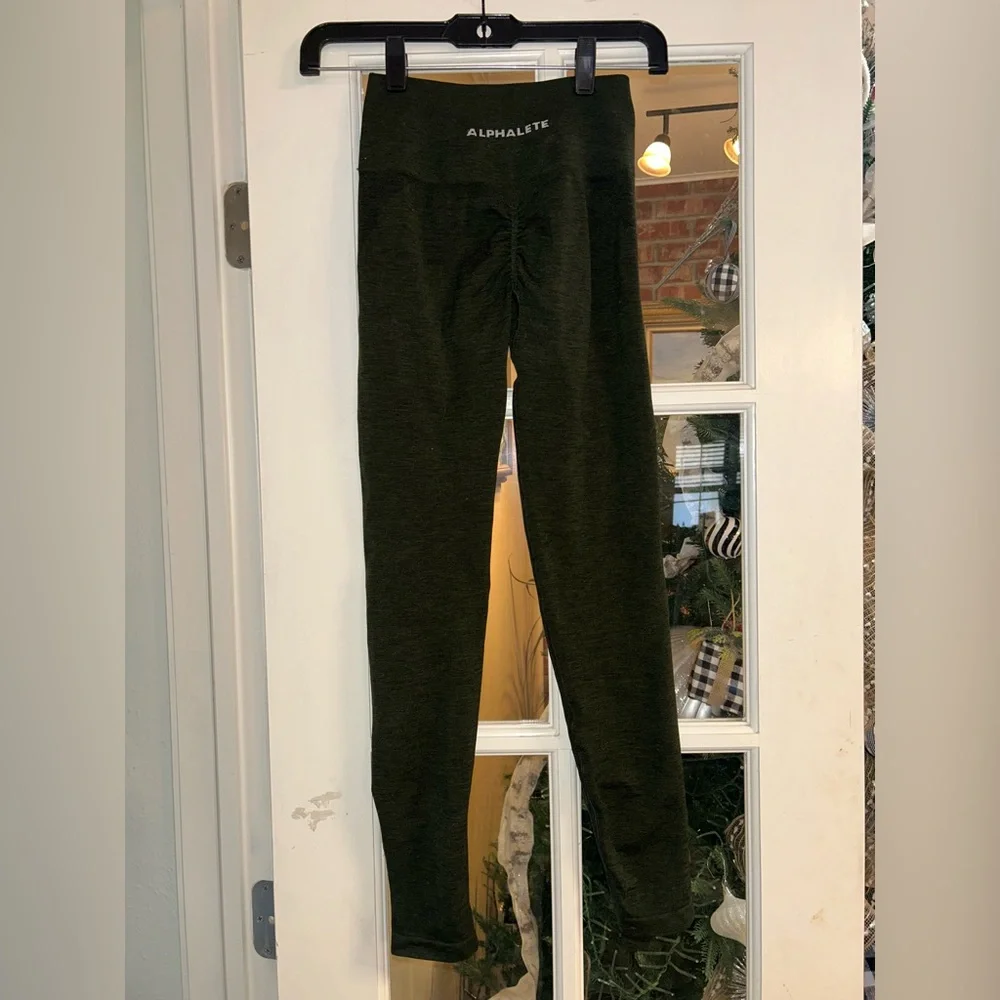 Alphalete Amplify High Rise Olive Green Leggings - Picture 4 of 5